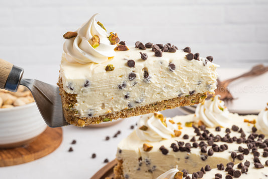 Cannoli Cheesecake - *EXCLUSIVE*