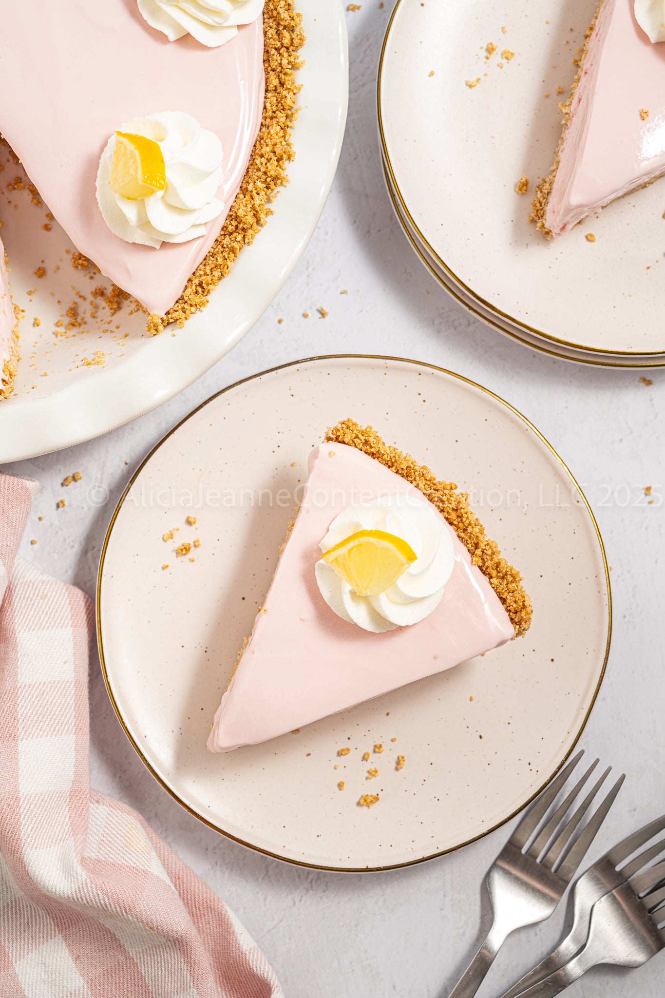Pink Lemonade Pie - *EXCLUSIVE*