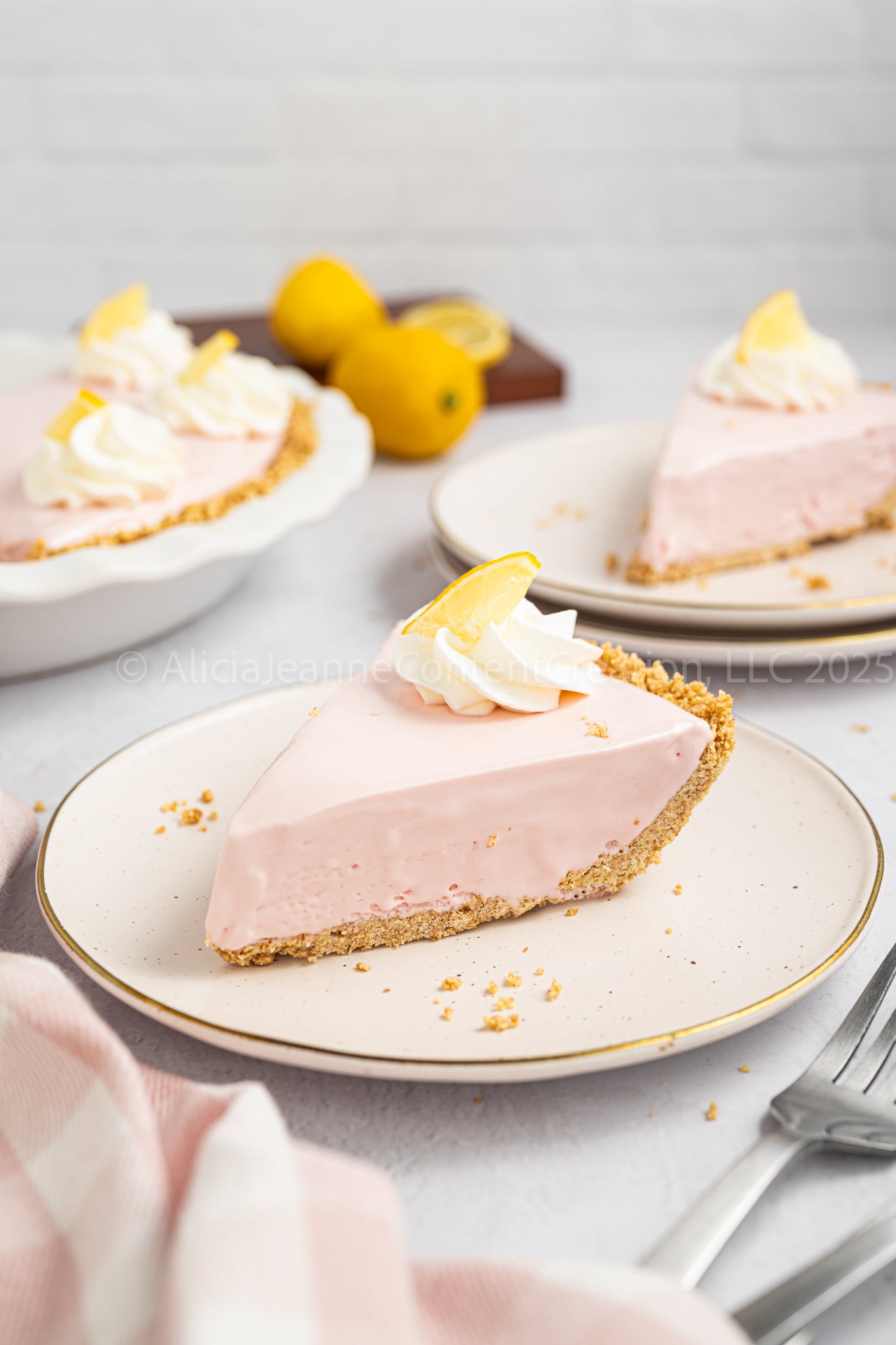 Pink Lemonade Pie - *EXCLUSIVE*