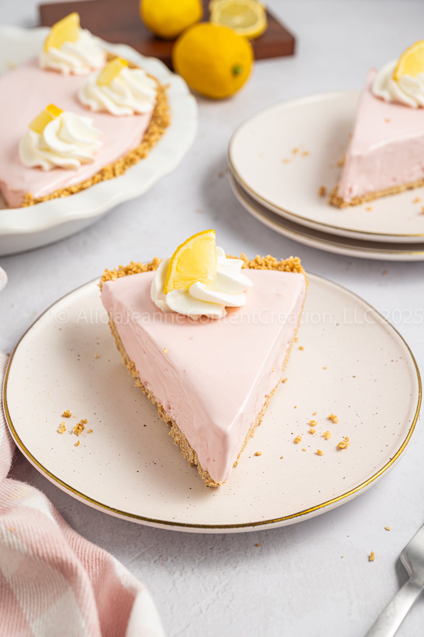 Pink Lemonade Pie - *EXCLUSIVE*