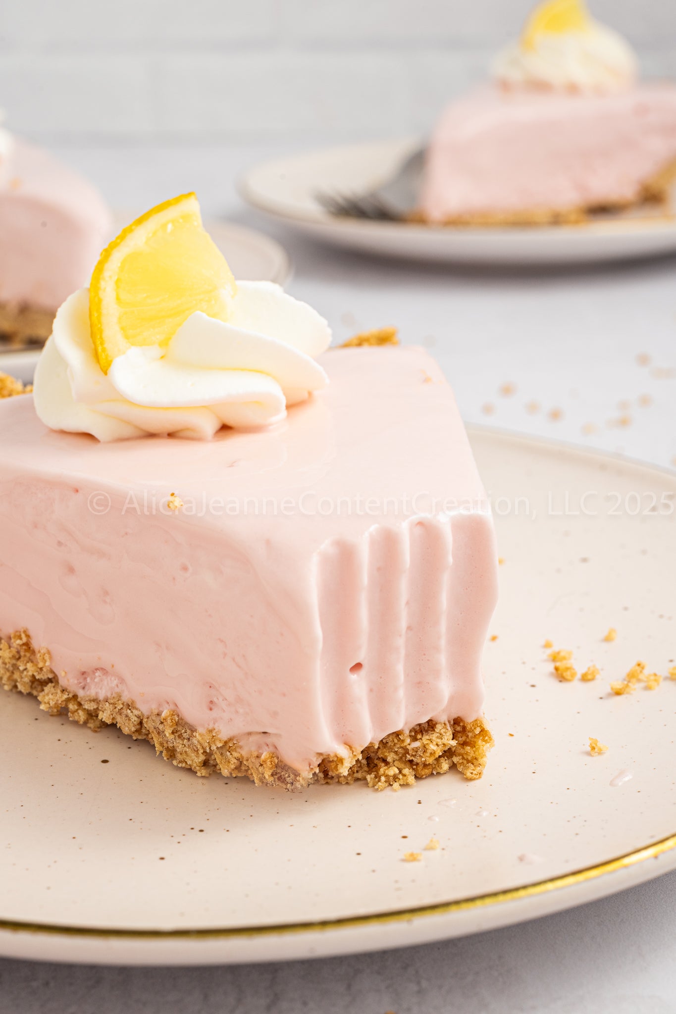 Pink Lemonade Pie - *EXCLUSIVE*