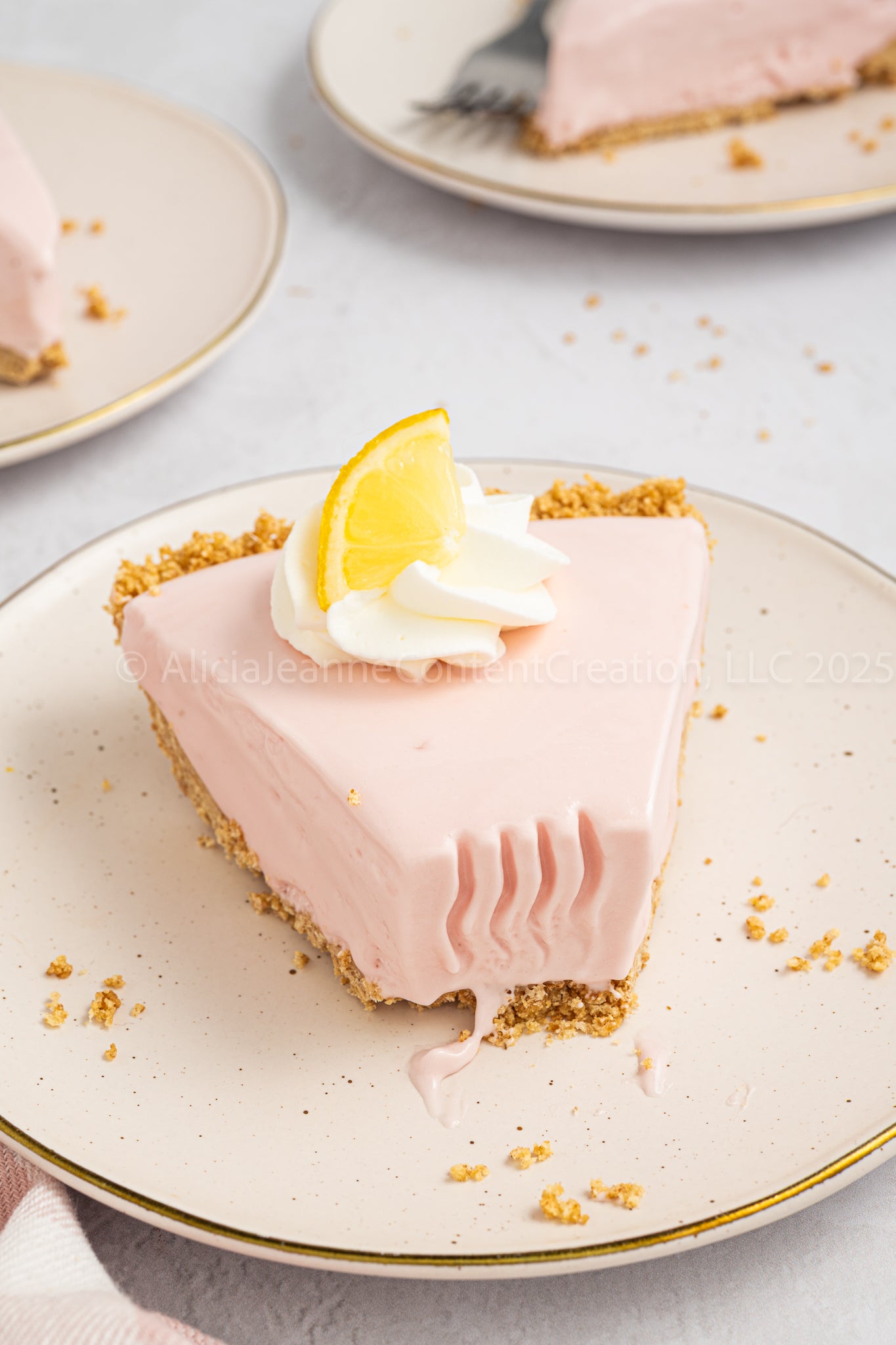 Pink Lemonade Pie - *EXCLUSIVE*