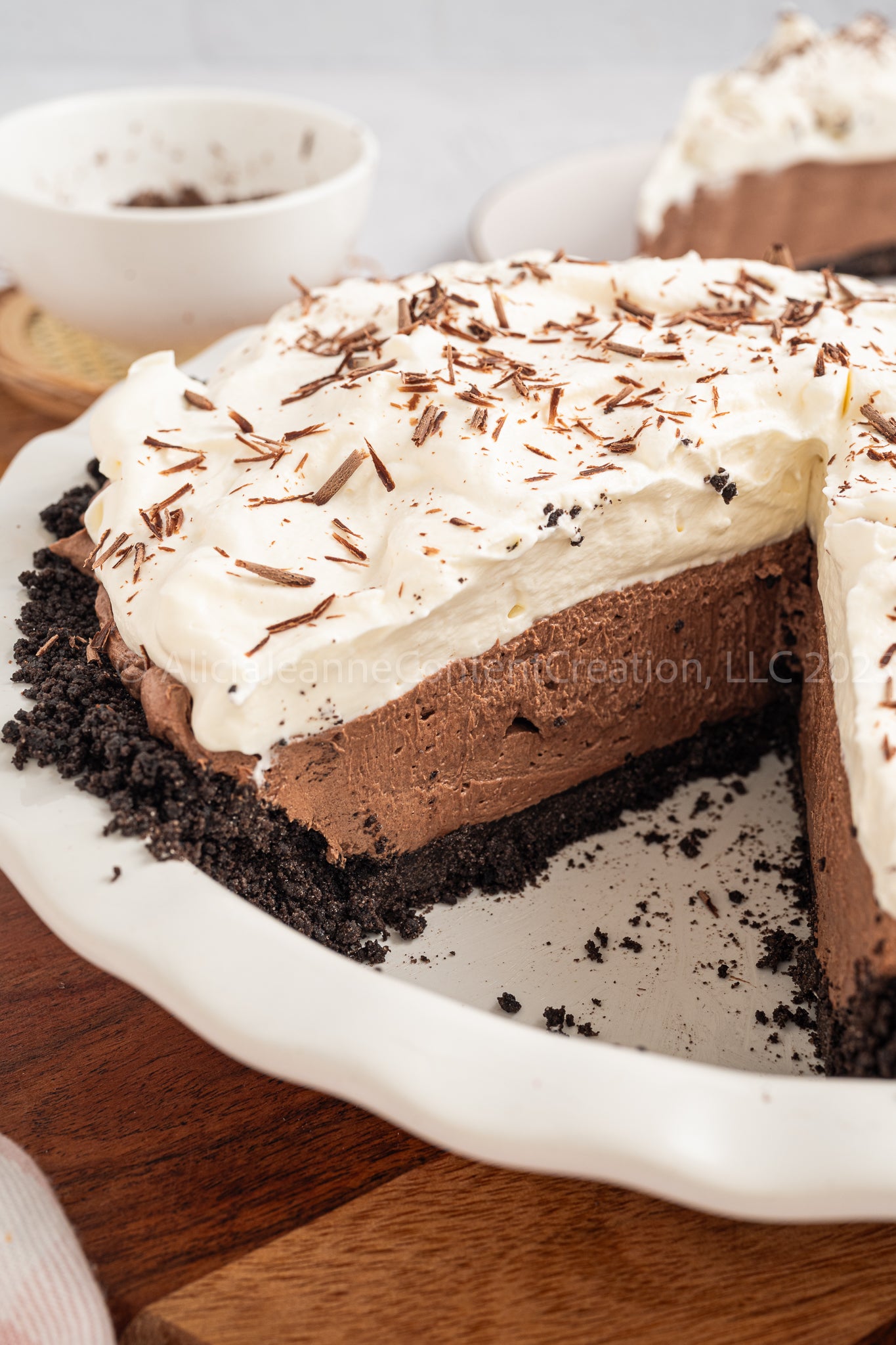 Bailey's Chocolate Pie - *EXCLUSIVE*