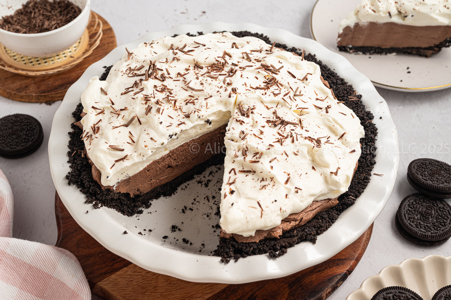 Bailey's Chocolate Pie - *EXCLUSIVE*