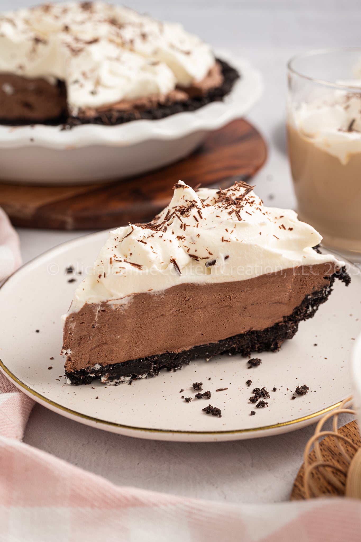 Bailey's Chocolate Pie - *EXCLUSIVE*