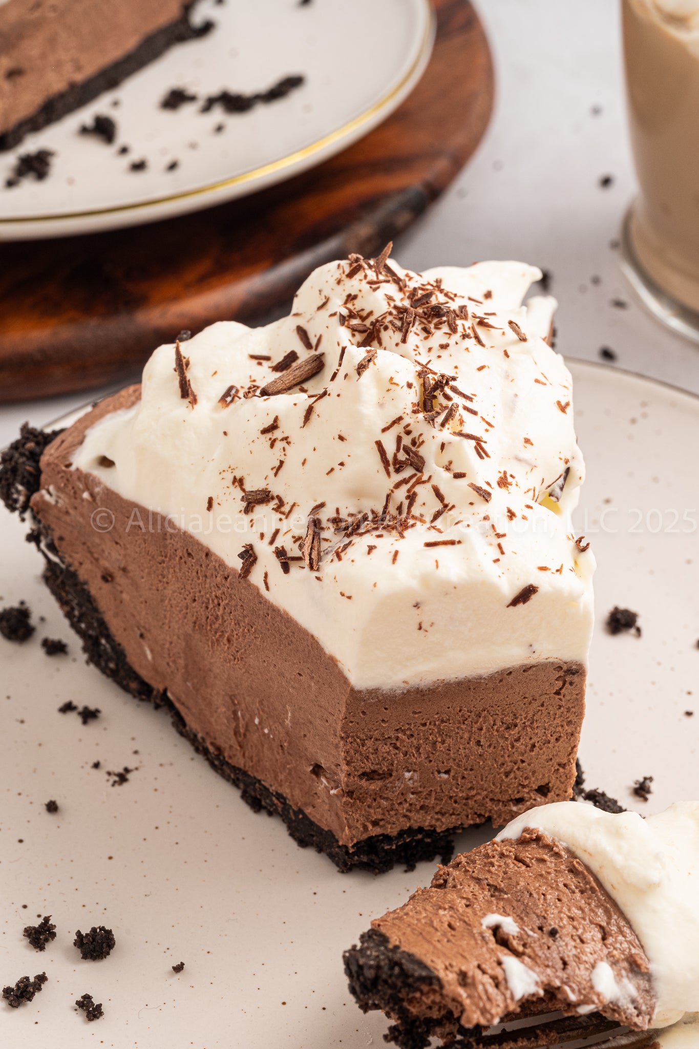 Bailey's Chocolate Pie - *EXCLUSIVE*