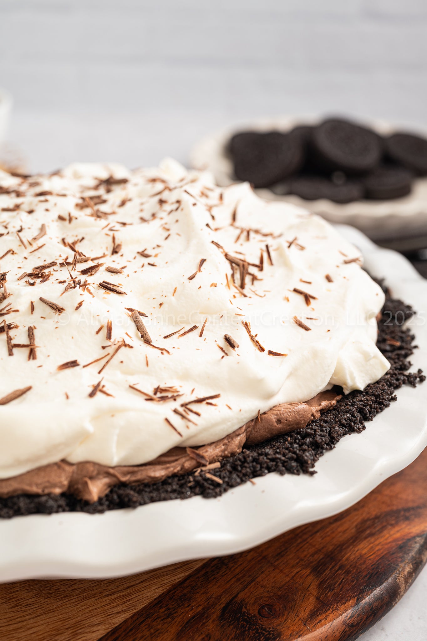 Bailey's Chocolate Pie - *EXCLUSIVE*