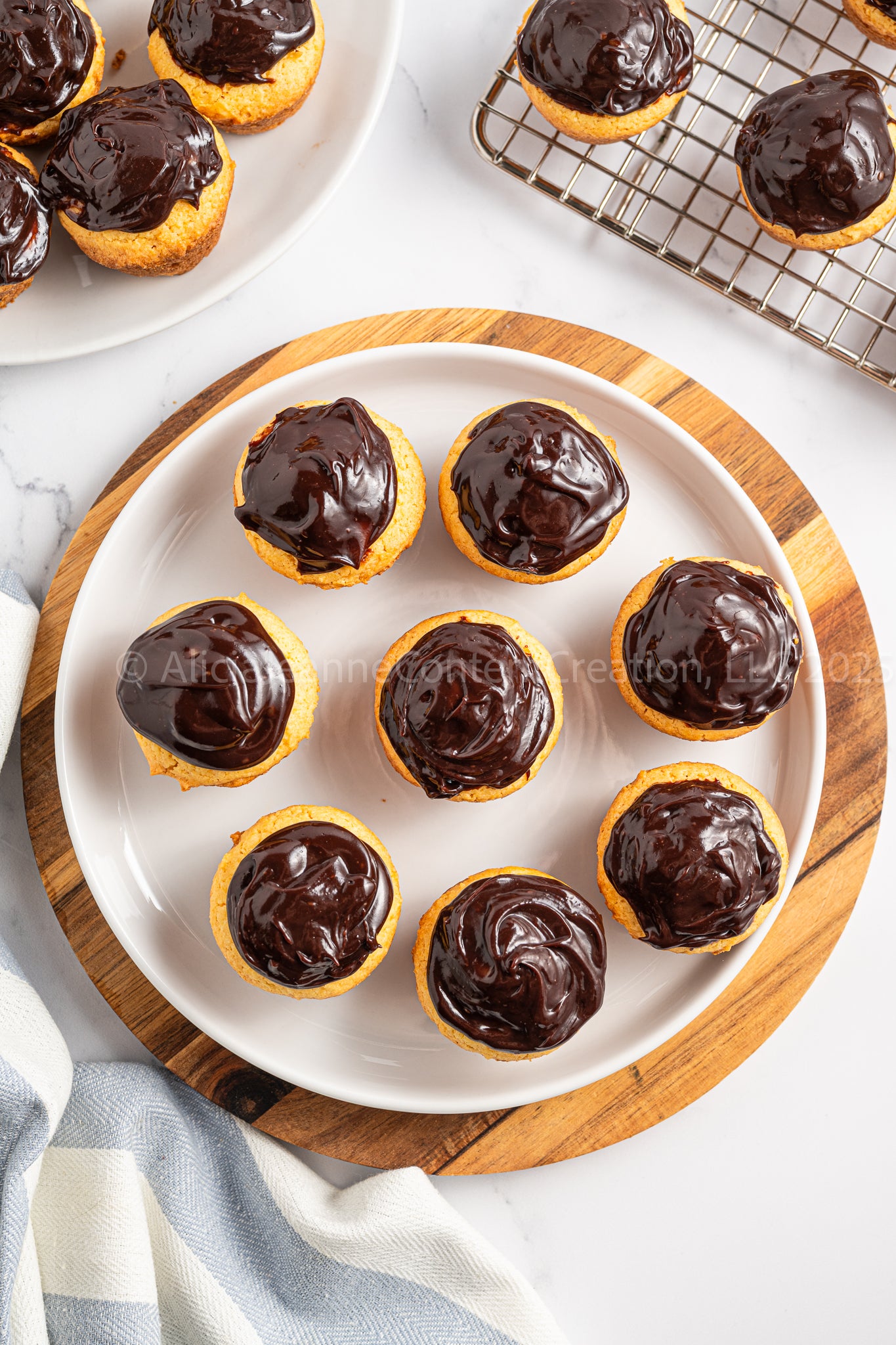 Boston Cream Pie Bites - *EXCLUSIVE*