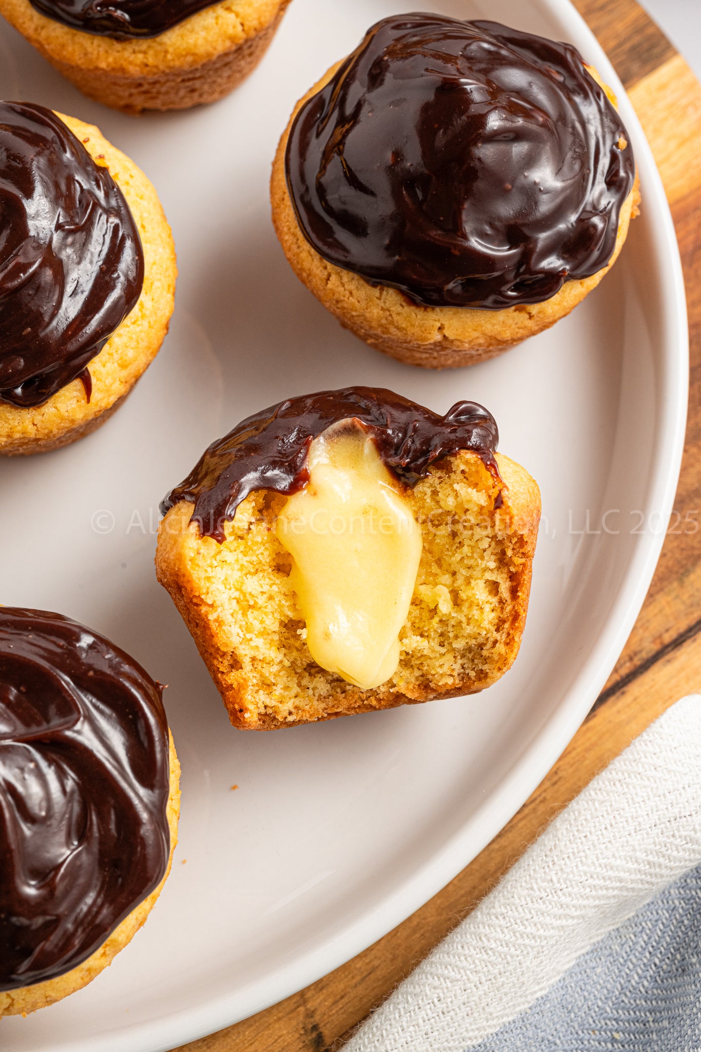 Boston Cream Pie Bites - *EXCLUSIVE*