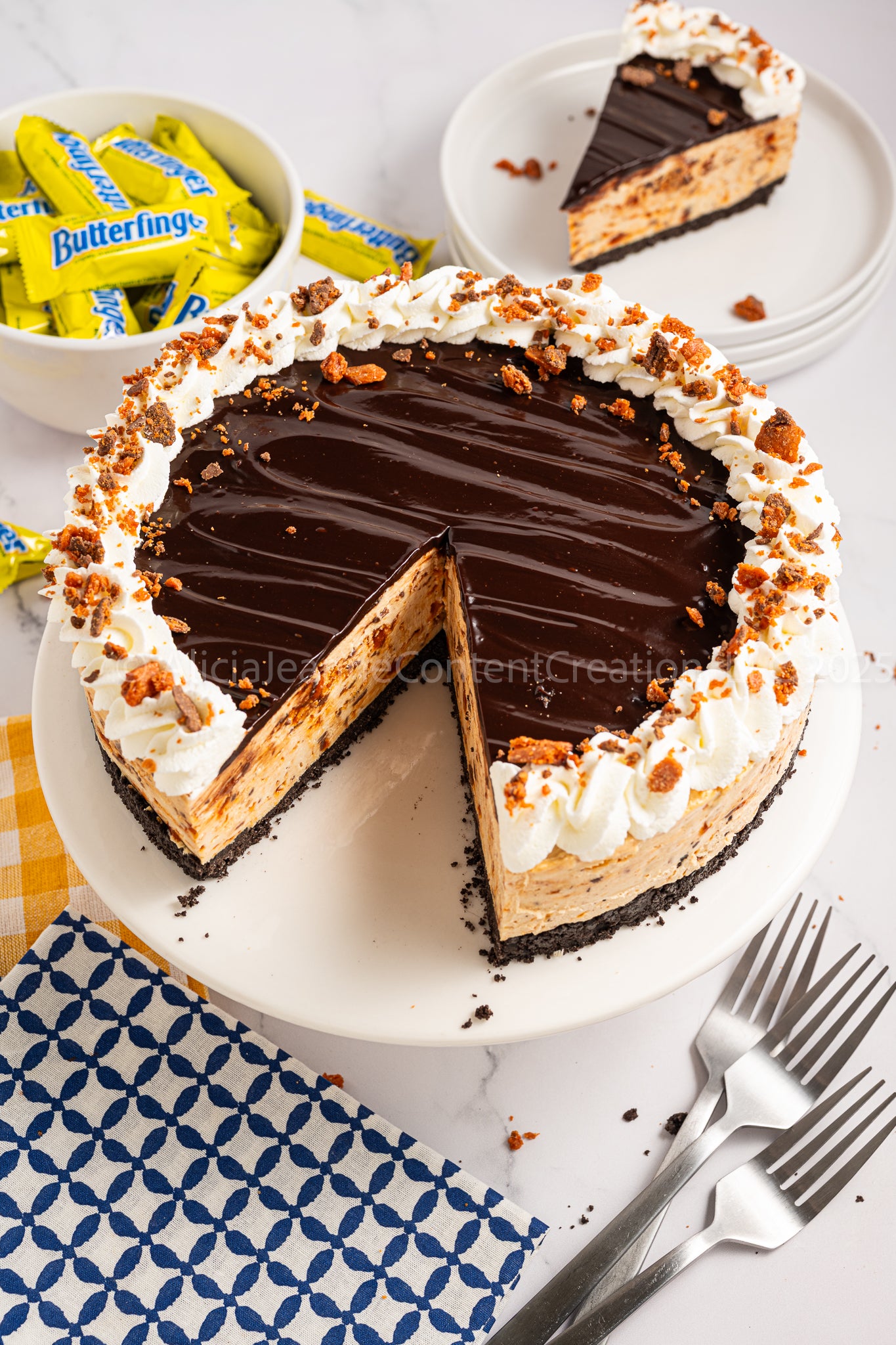 No Bake Butterfinger Cheesecake - *EXCLUSIVE*