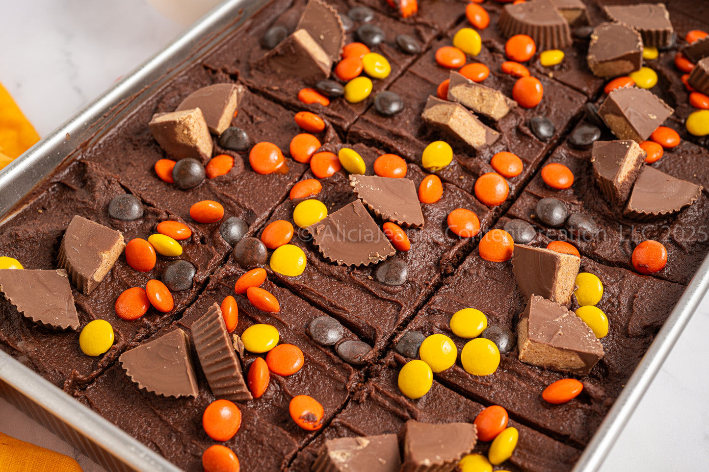 Chocolate Peanut Butter Cake - *EXCLUSIVE*