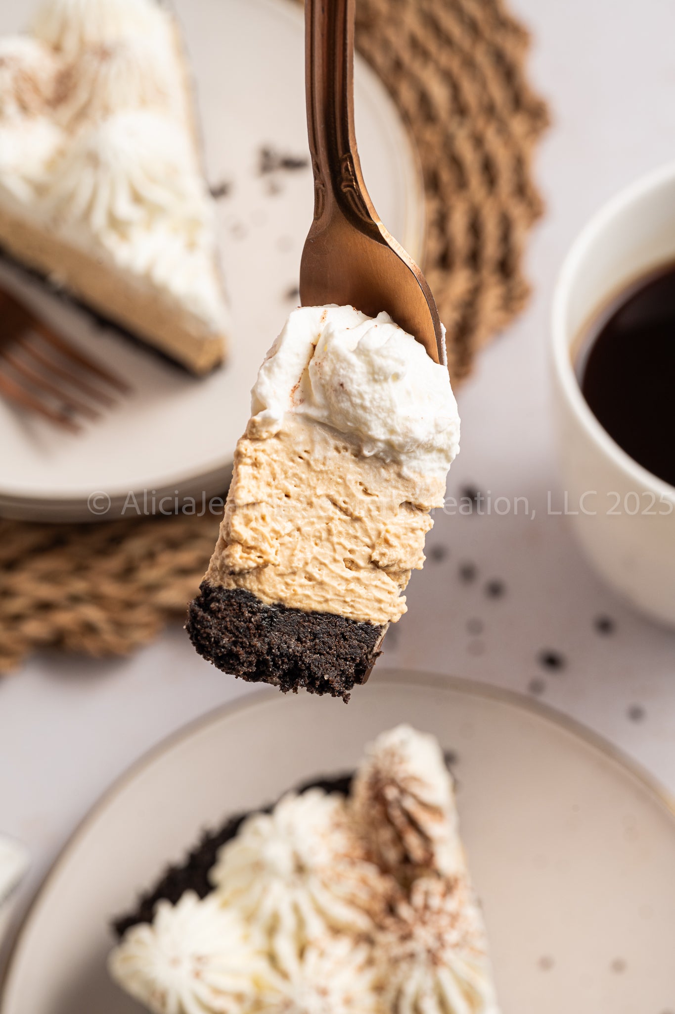 Coffee Pie - *EXCLUSIVE*