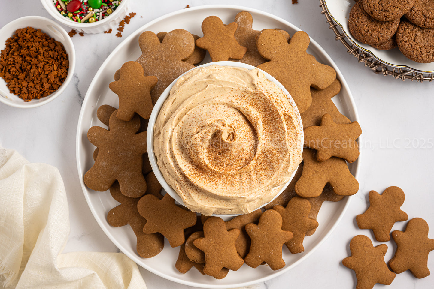 Gingerbread Cheesecake Dip - *MINI EXCLUSIVE*
