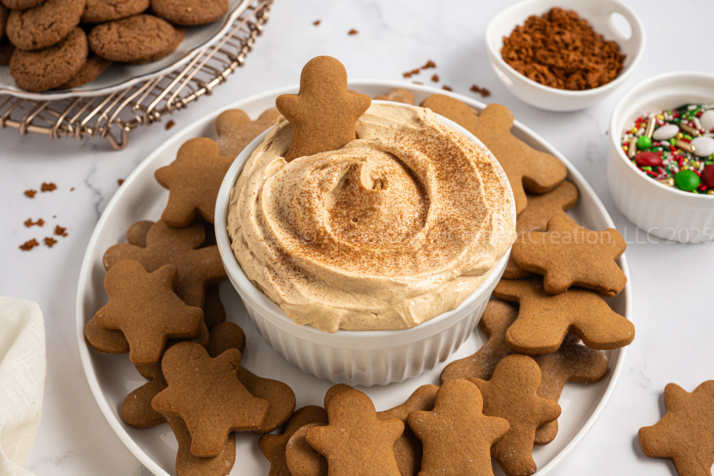Gingerbread Cheesecake Dip - *MINI EXCLUSIVE*