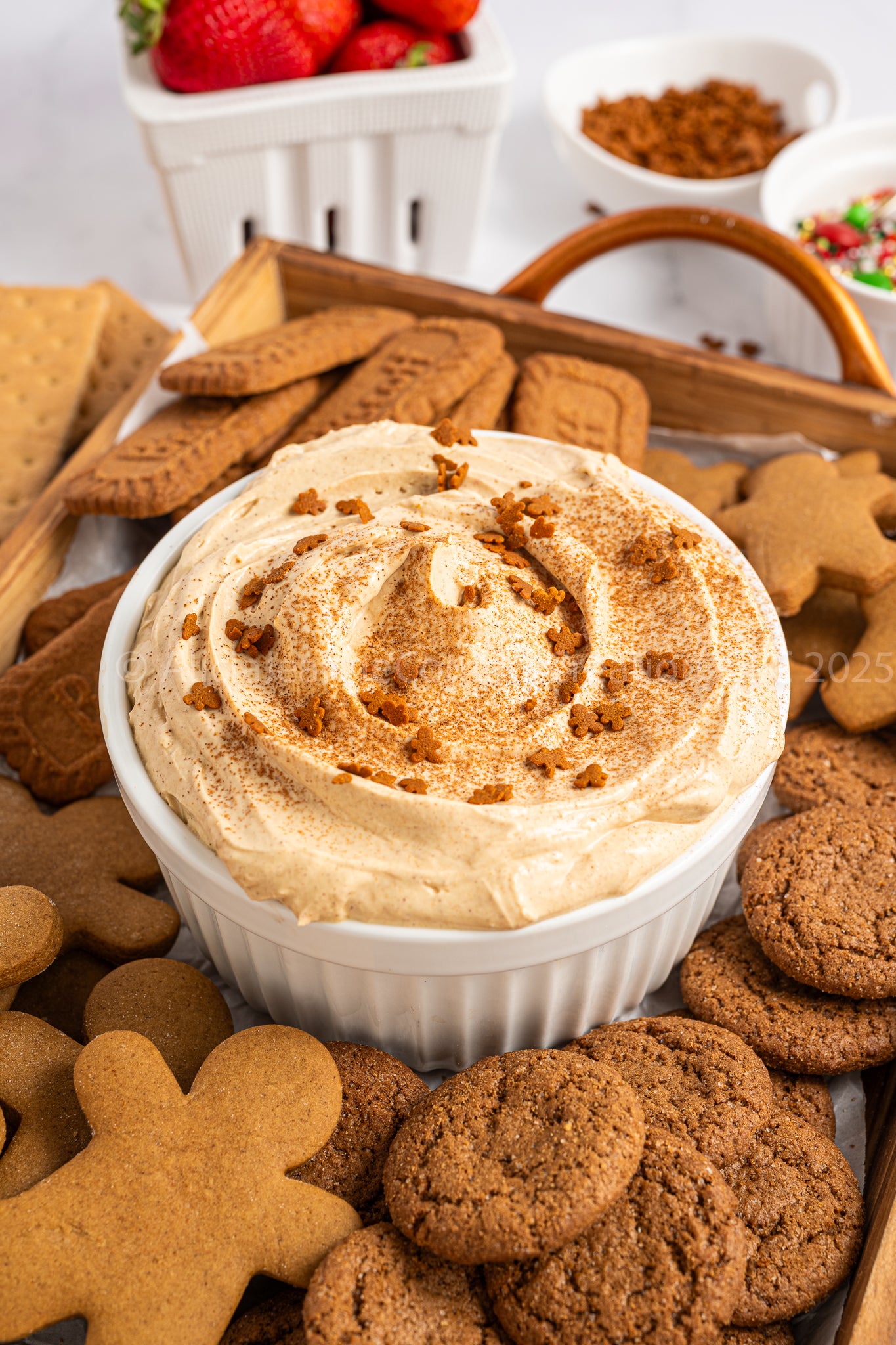 Gingerbread Cheesecake Dip - *MINI EXCLUSIVE*
