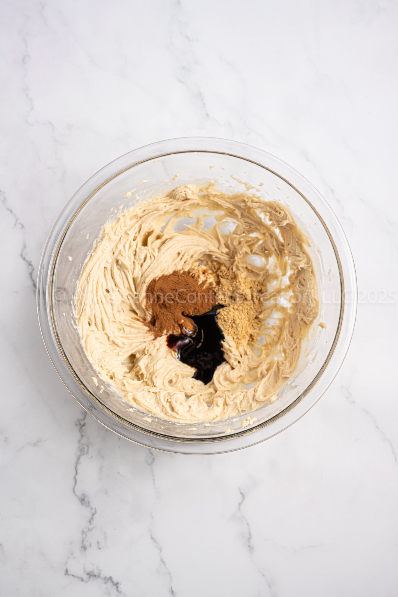 Gingerbread Cheesecake Dip - *MINI EXCLUSIVE*