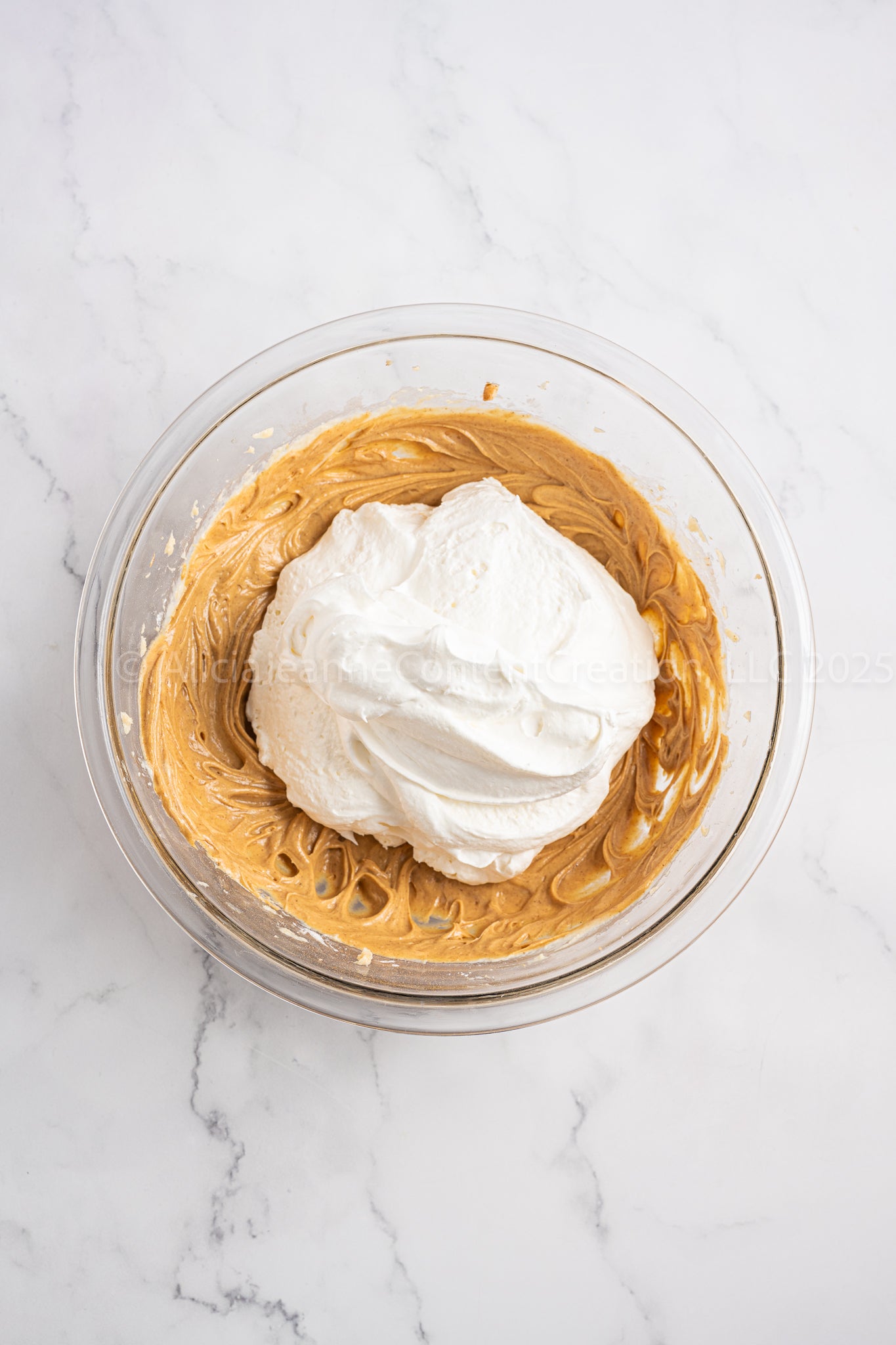 Gingerbread Cheesecake Dip - *MINI EXCLUSIVE*