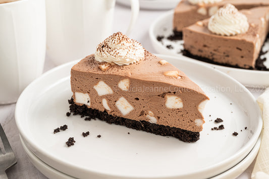 Hot Cocoa Cheesecake - *EXCLUSIVE*