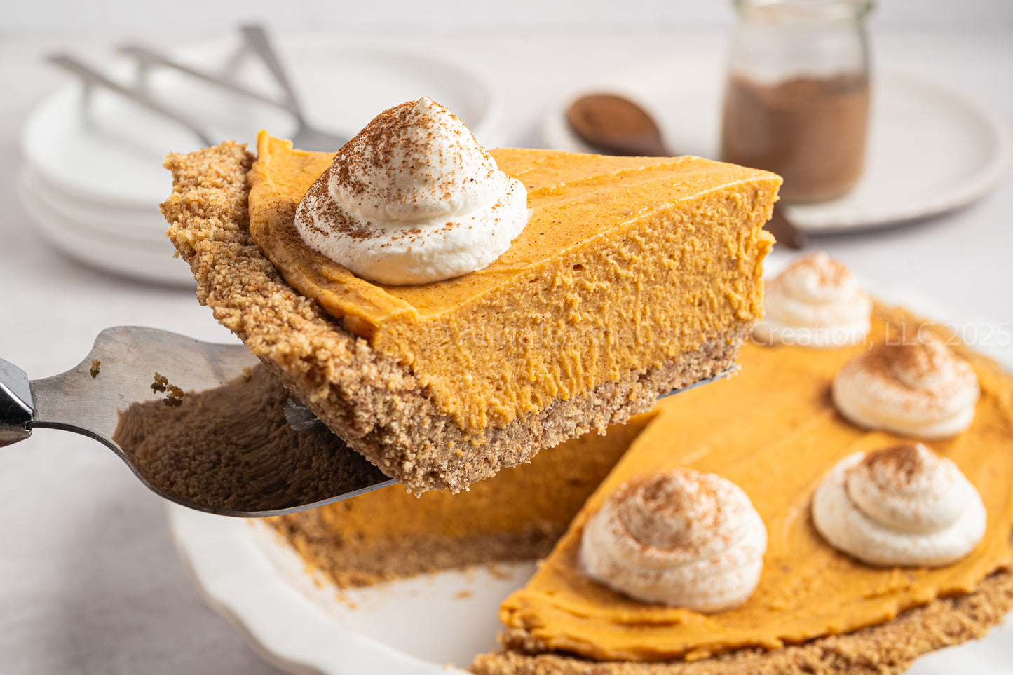 Marshmallow Pumpkin Pie - *EXCLUSIVE*