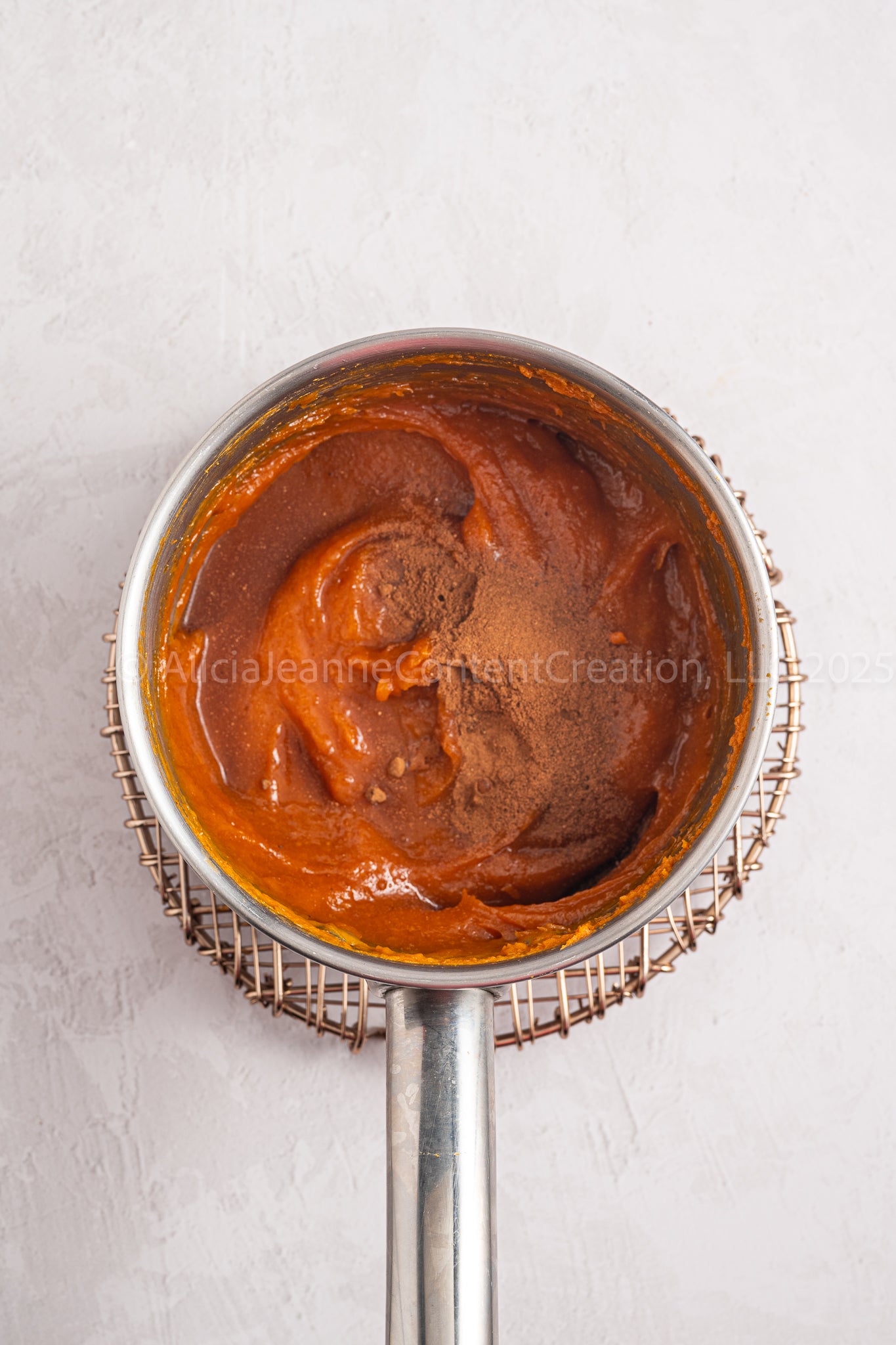 Marshmallow Pumpkin Pie - *EXCLUSIVE*