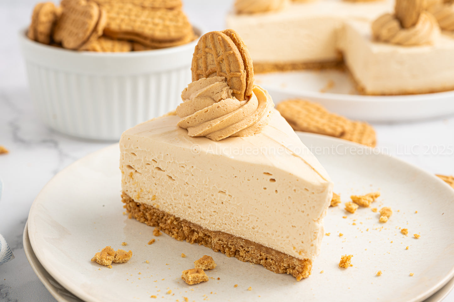 Nutter Butter Cheesecake (No-Bake) - *EXCLUSIVE*