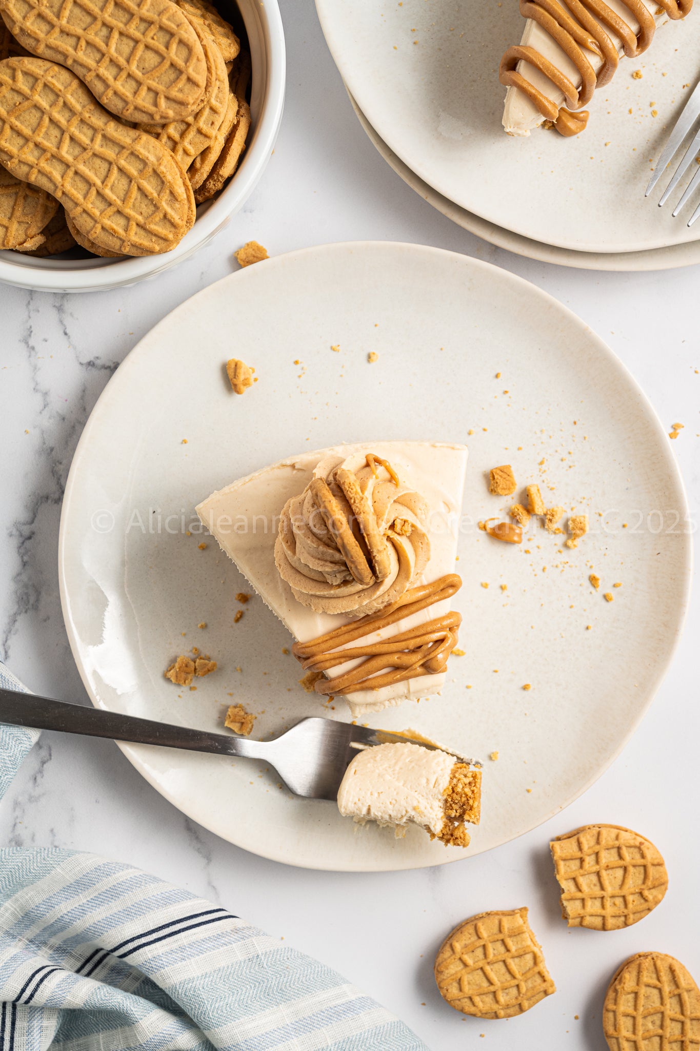 Nutter Butter Cheesecake (No-Bake) - *EXCLUSIVE*