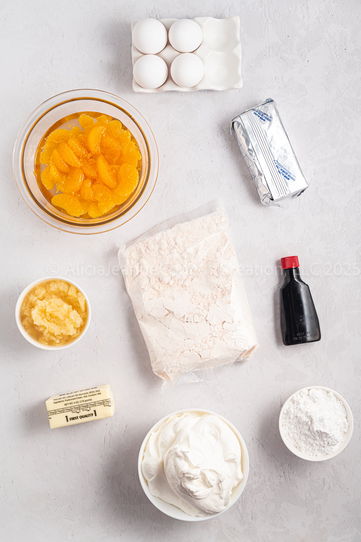 Pig Pickin' Cake - *EXCLUSIVE*