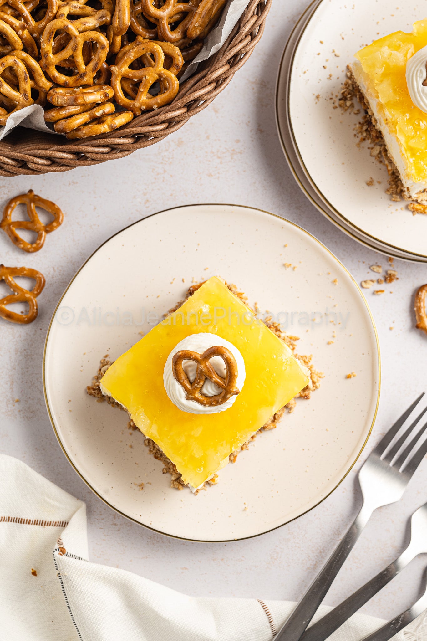 Pineapple Pretzel Salad - *EXCLUSIVE*