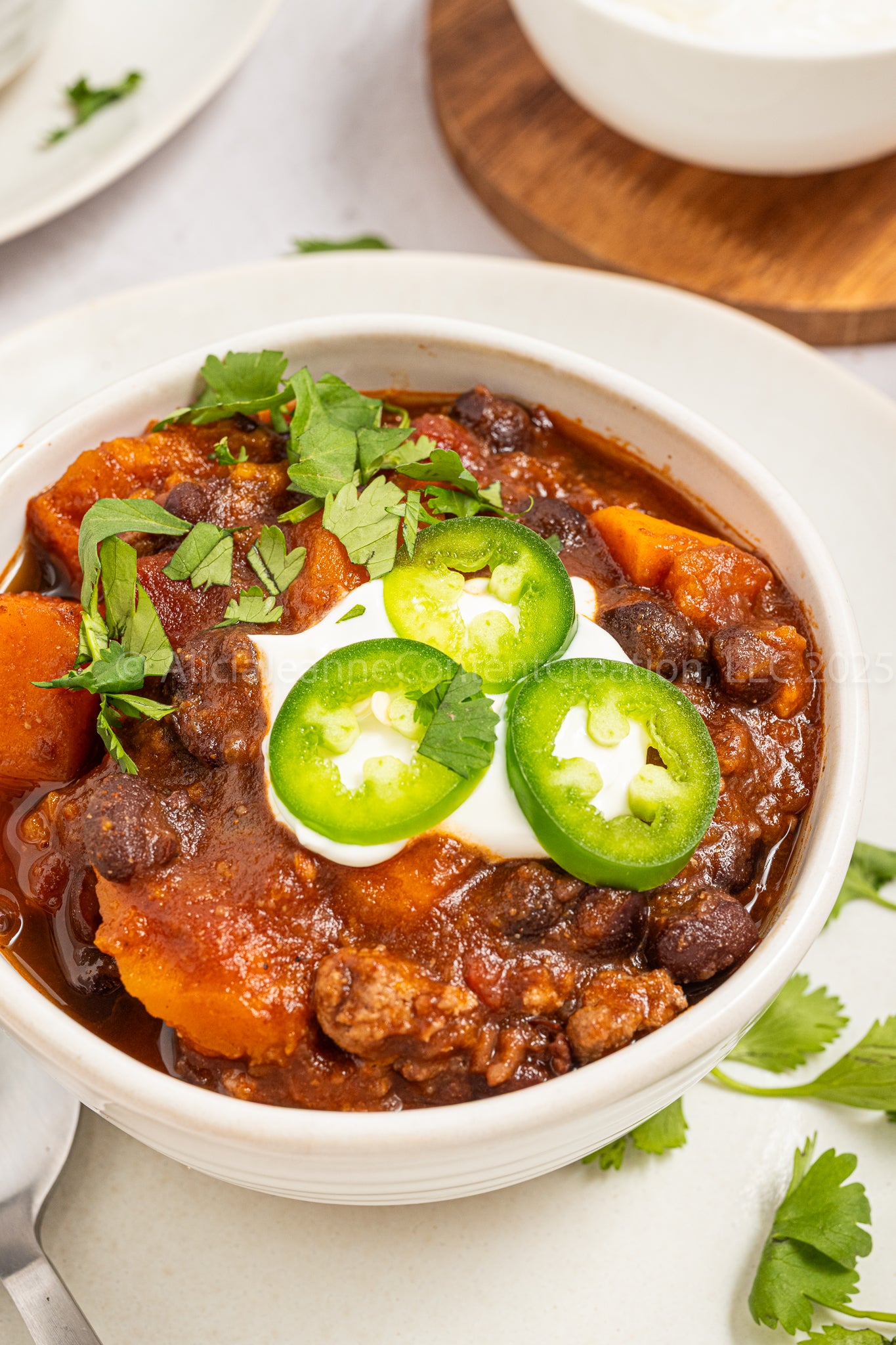Slow Cooker Sweet Potato Chili - *EXCLUSIVE*