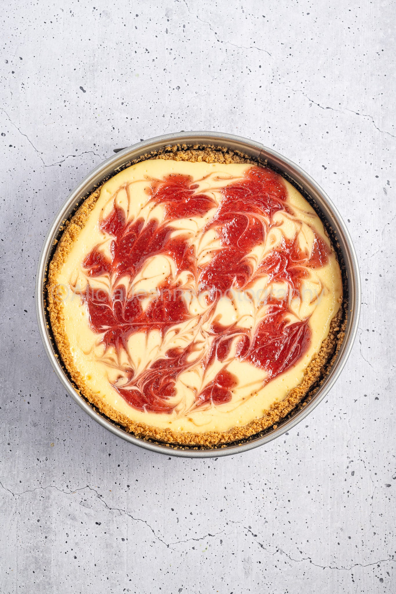 Strawberry Swirl Cheesecake - *EXCLUSIVE*