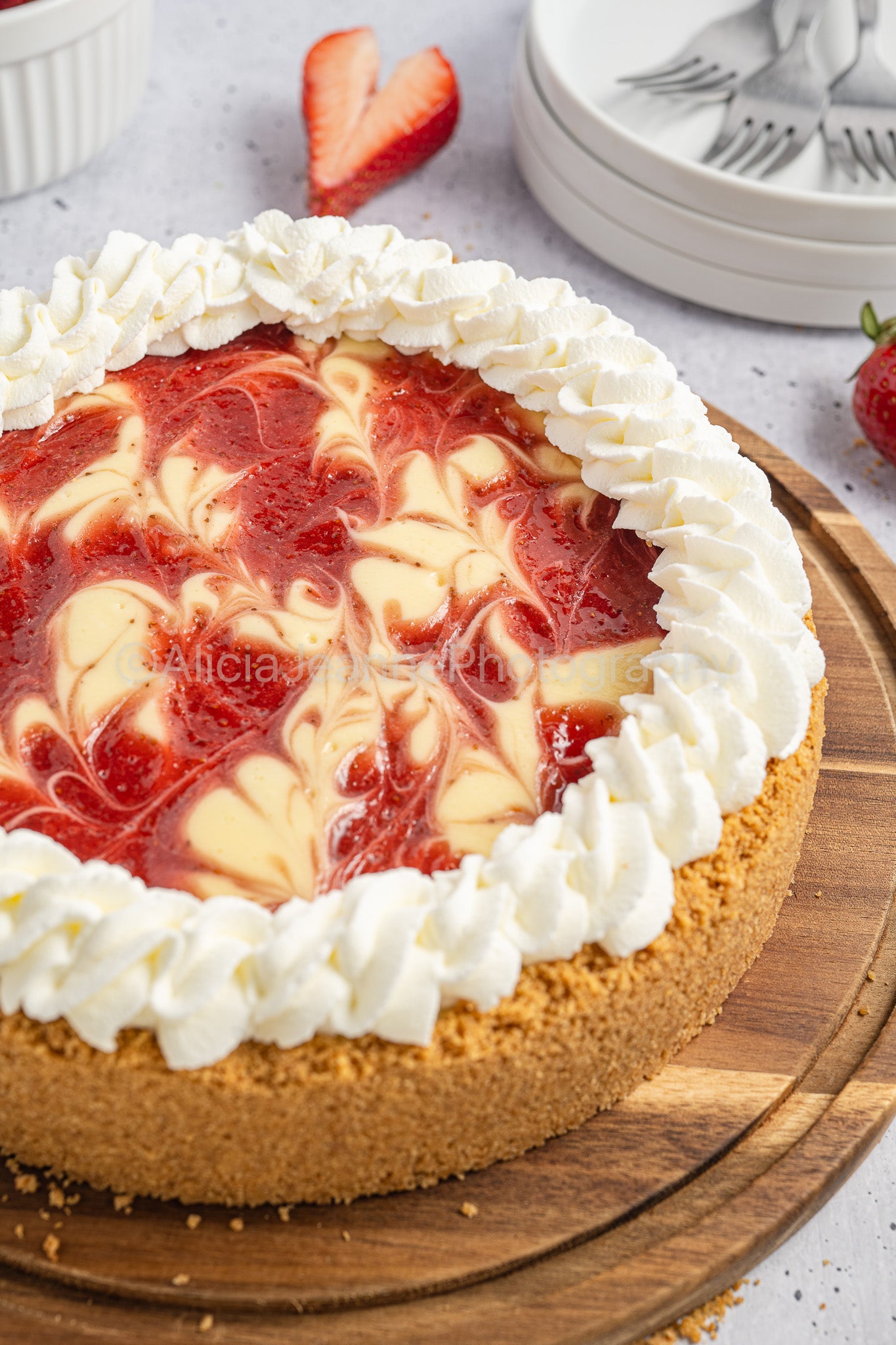 Strawberry Swirl Cheesecake - *EXCLUSIVE*