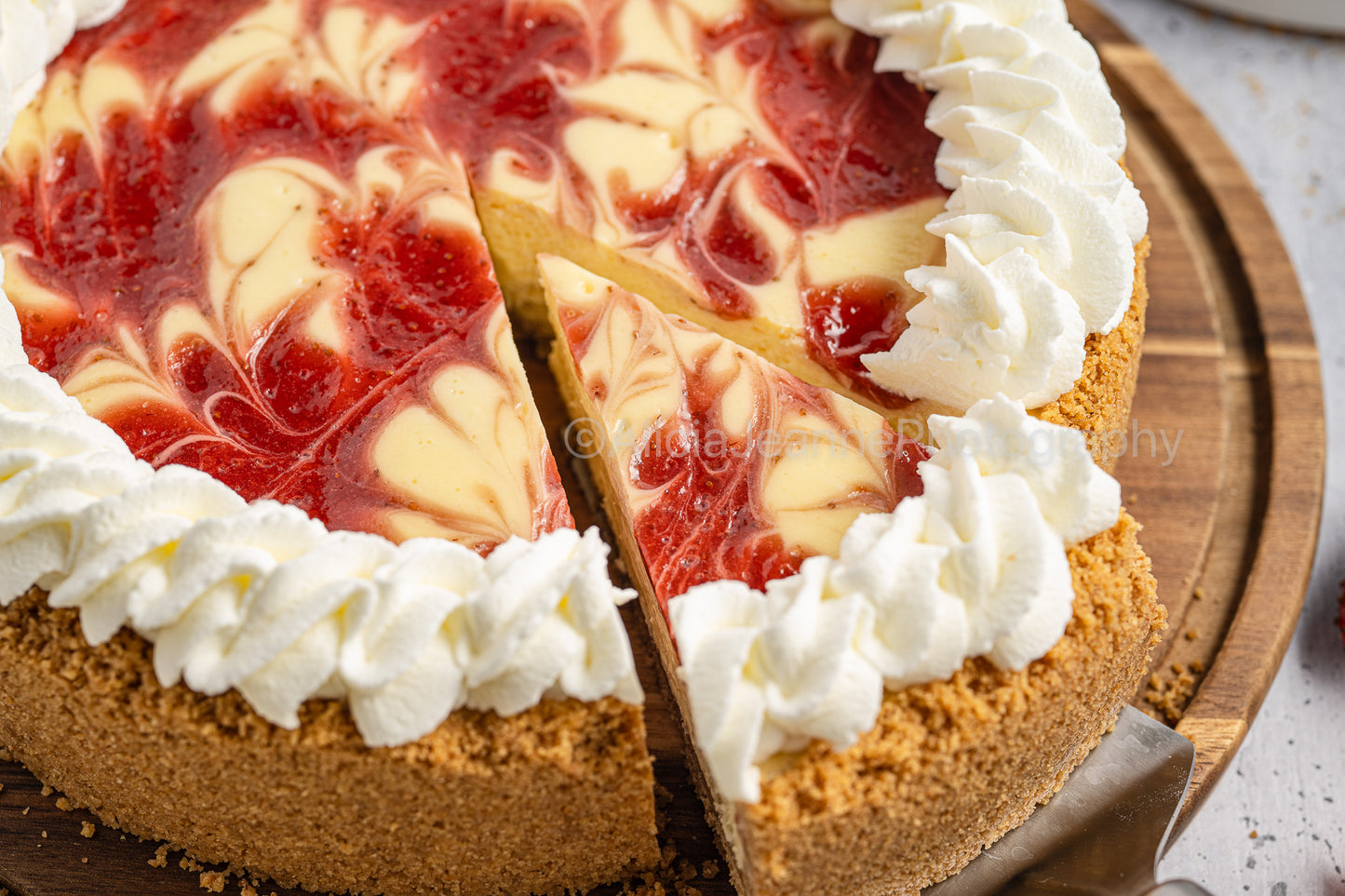 Strawberry Swirl Cheesecake - *EXCLUSIVE*