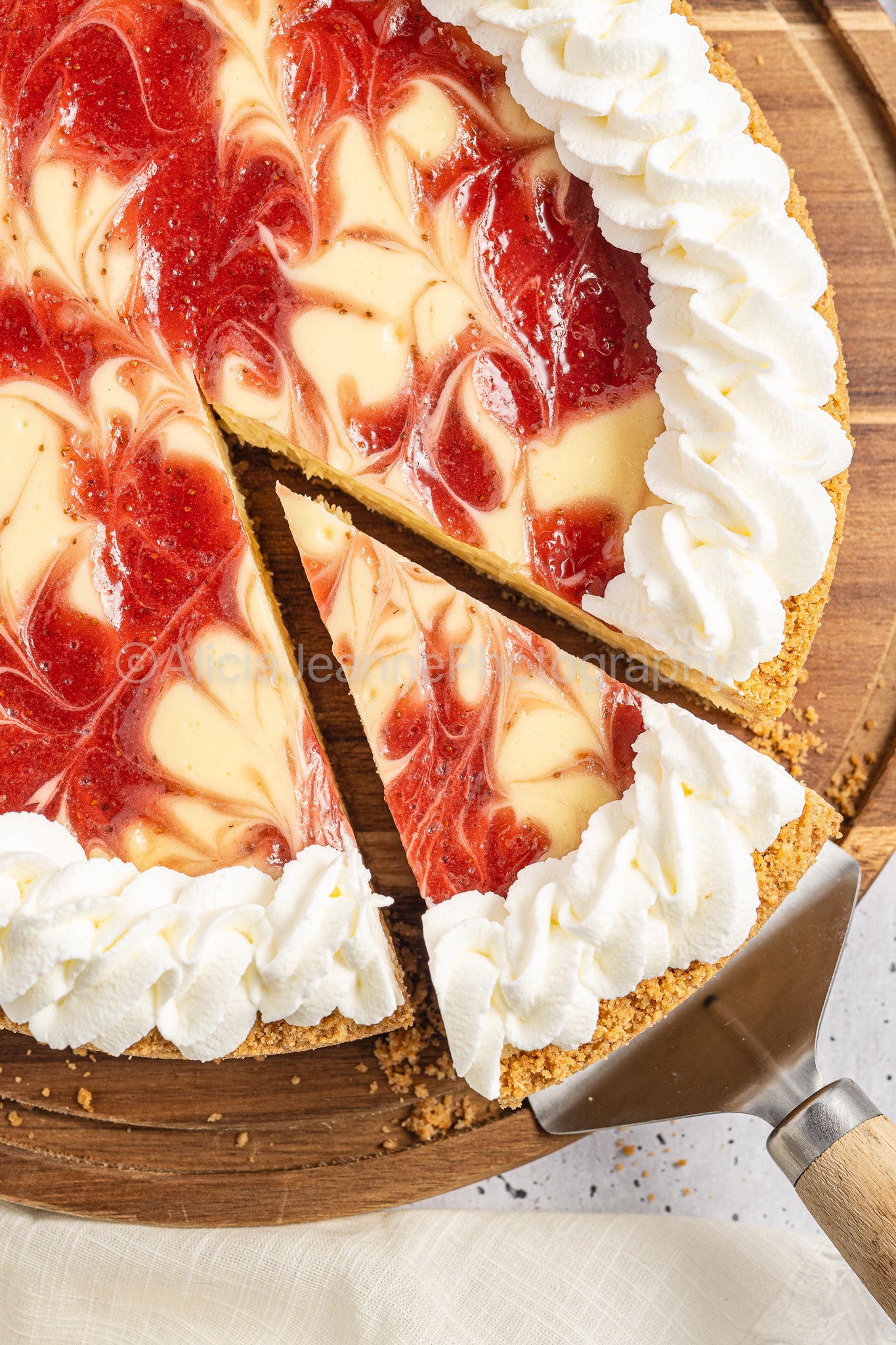 Strawberry Swirl Cheesecake - *EXCLUSIVE*