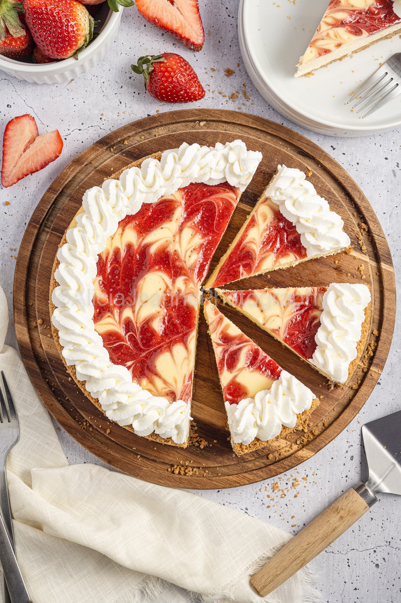 Strawberry Swirl Cheesecake - *EXCLUSIVE*